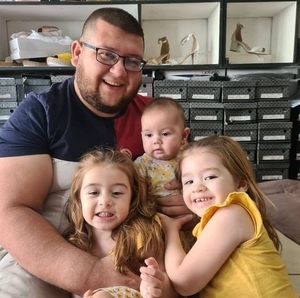 Meet your Posher, Christian